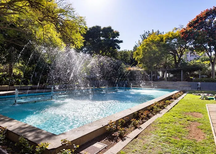 Home2book Trendy & Centric Cruz アパート