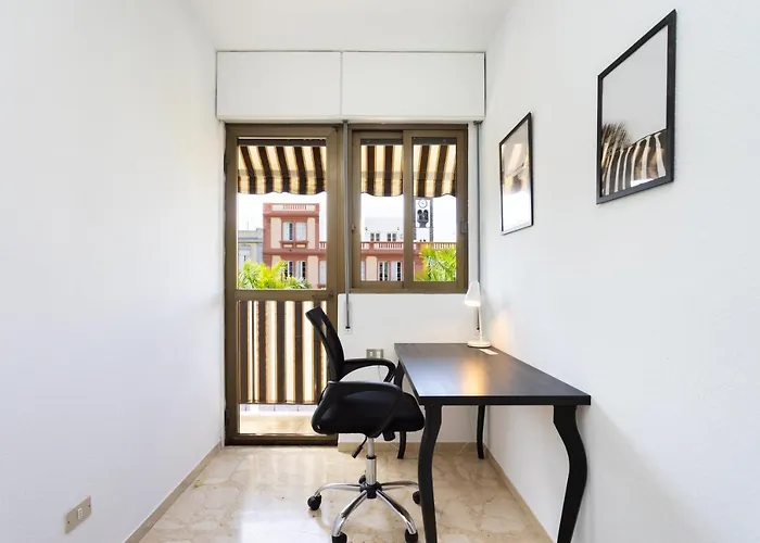 Home2book Trendy & Centric Cruz *