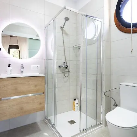 Home2book Trendy & Centric Cruz Апартаменты Санта-Крус-де-Тенерифе