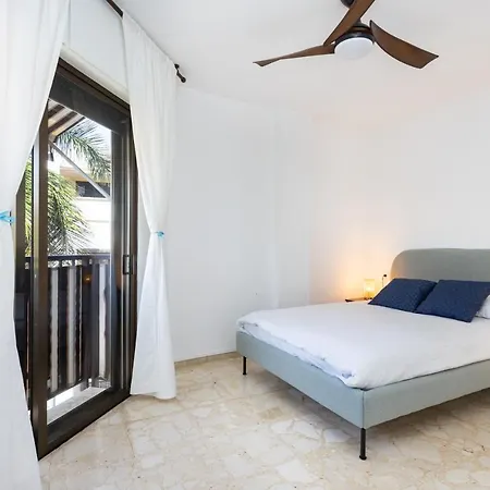 Home2book Trendy & Centric Cruz Апартаменты Санта-Крус-де-Тенерифе