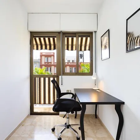 Home2book Trendy & Centric Cruz *